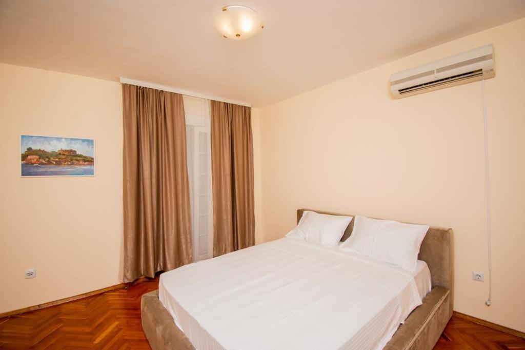 Vila Oliva Herceg Novi Exterior foto